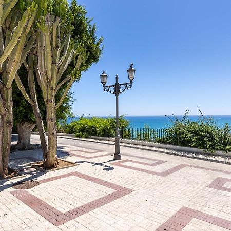Apt Playa Y Montana Leilighet Torremolinos Eksteriør bilde
