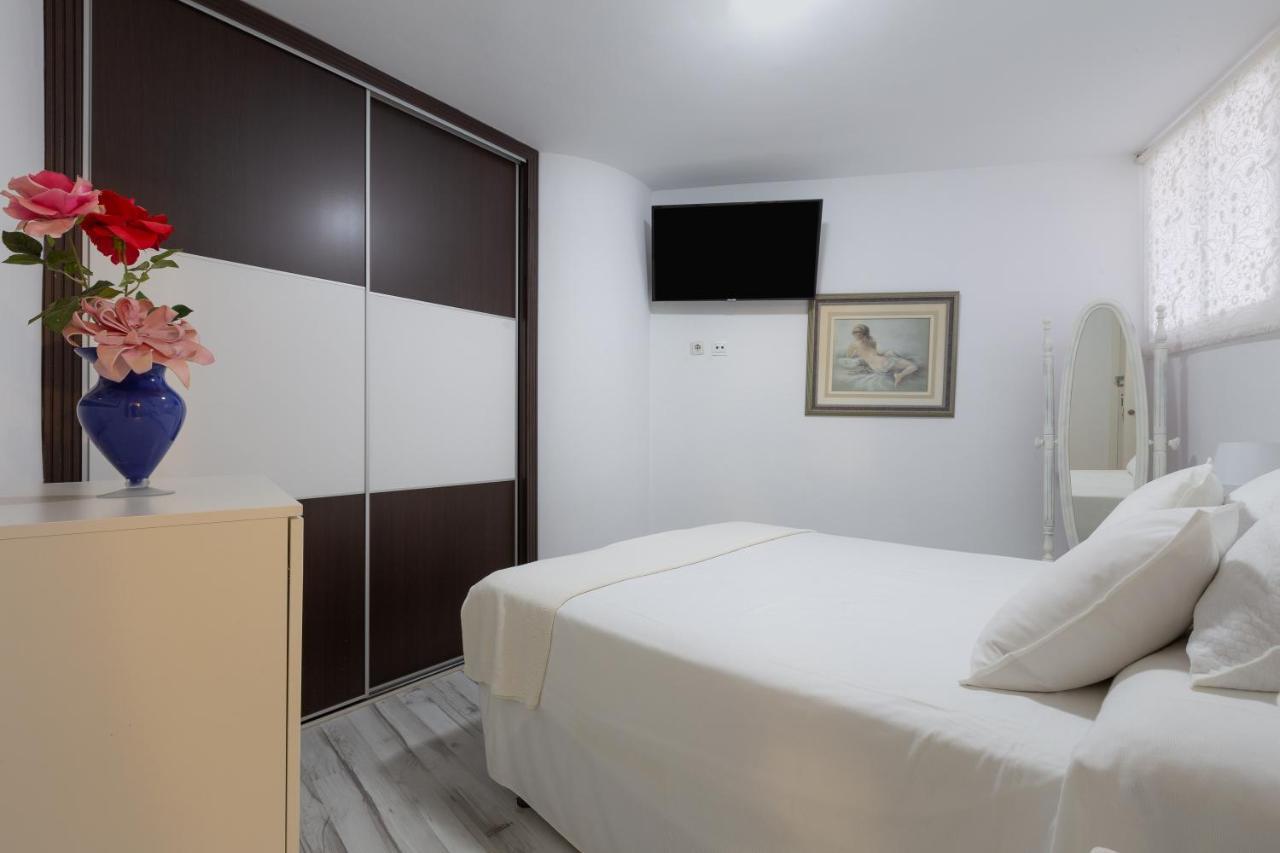 Apt Playa Y Montana Leilighet Torremolinos Eksteriør bilde