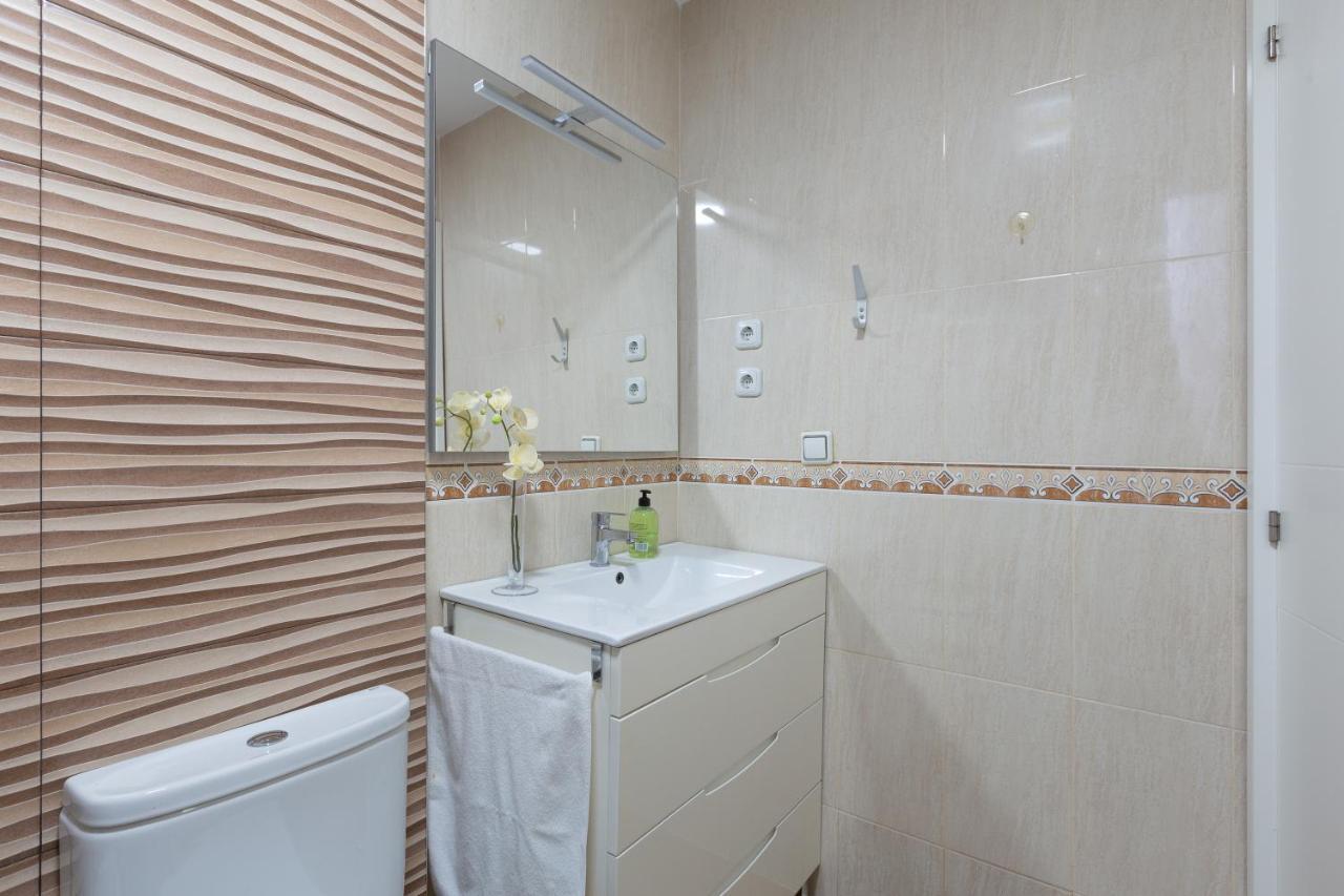 Apt Playa Y Montana Leilighet Torremolinos Eksteriør bilde